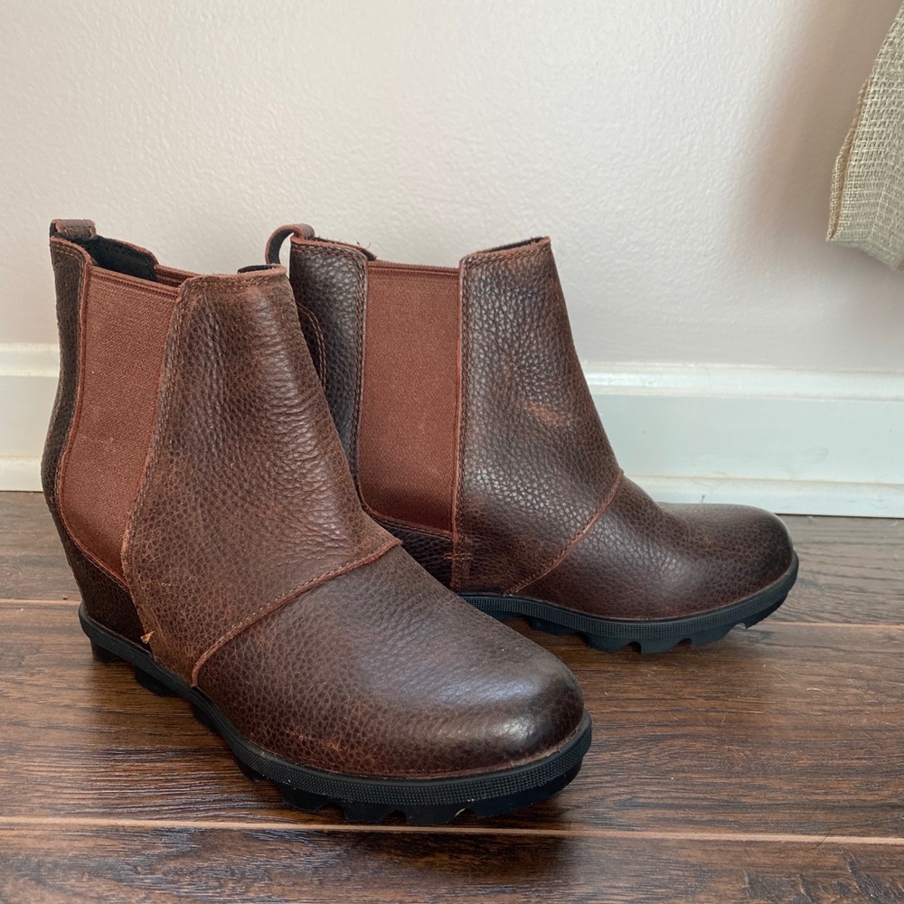 Sorel wedge booties